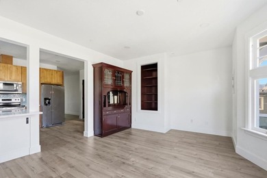 Downtown San Jose Charm Meets Modern Living, Welcome to this - photo 2