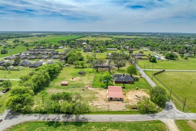Tucked onto a scenic corner lot in Tioga, this well-maintained 2 - photo 32