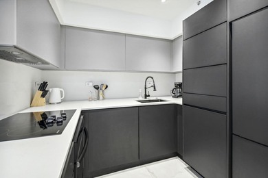 Turnkey 1BD/1BA upgraded in 2022 with tile floors, upgraded bath - photo 36