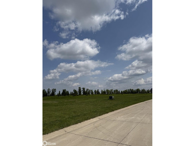 Five Island Lake Lot For Sale in Emmetsburg Iowa
