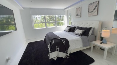 Turnkey 1BD/1BA upgraded in 2022 with tile floors, upgraded bath - photo 43