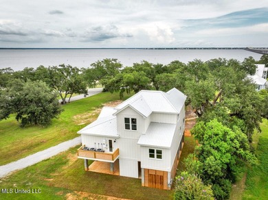 Stunning waterfront property with beautiful views of the Bay of - photo 53
