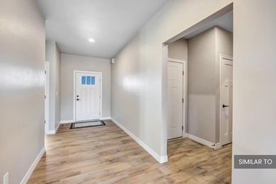 Stunning free-standing home in Autumn Field Condos! Just 6 more - photo 3