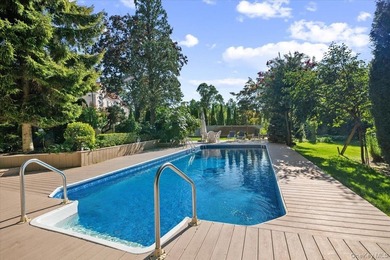 Step into this beautiful, romantic side-hall Colonial, where - photo 27
