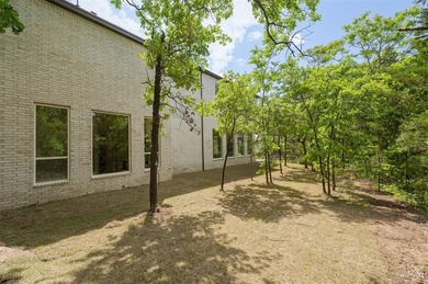 The lot next door can be purchased to create the perfect back - photo 50