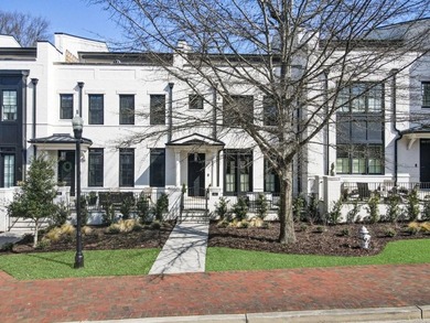 Considering a change in lifestyle where you can stroll to dinner