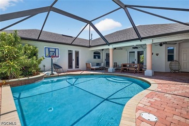 Welcome to your own private Florida retreat! 2022 Roof and Flood - photo 2
