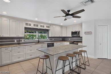 Welcome to your own private Florida retreat! 2022 Roof and Flood - photo 6