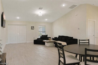 Welcome to your Southwest Florida paradise! Nestled in the - photo 5