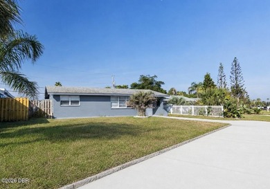 Where opportunity, location, and the freedom of NO HOA come - photo 2