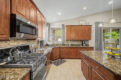 Welcome to this stunning Cave Creek home, where modern style and - photo 19