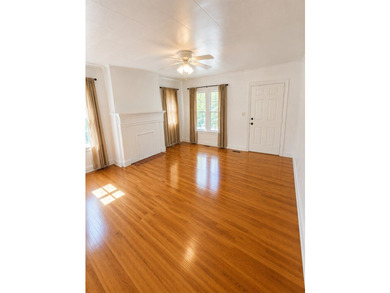 Charming 3-bedroom, 1-bath brick ranch offering the perfect - photo 2