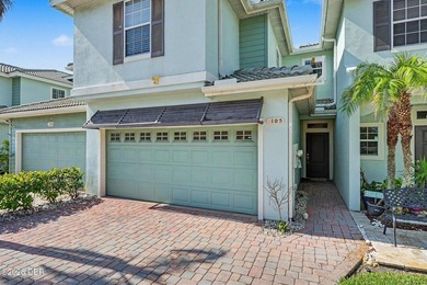 Welcome to this beautiful 3-bedroom, 2.5-bathroom townhouse - photo 3
