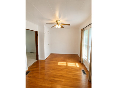 Charming 3-bedroom, 1-bath brick ranch offering the perfect - photo 3