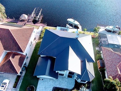 DARE TO COMPARE! - BEST PRICED 4,800 sq ft PROPERTY w/ GULF - photo 4