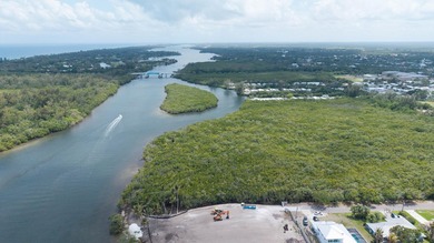 Rare opportunity to own a 12.56-acre waterfront parcel on SE - photo 4