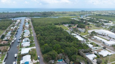 Rare opportunity to own a 12.56-acre waterfront parcel on SE - photo 9