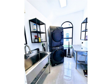 DARE TO COMPARE! - BEST PRICED 4,800 sq ft PROPERTY w/ GULF - photo 10