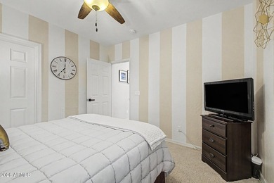 Welcome to this stunning Cave Creek home, where modern style and - photo 31