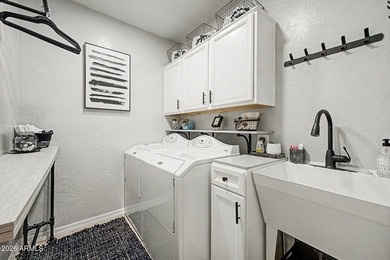 Welcome to this stunning Cave Creek home, where modern style and - photo 33