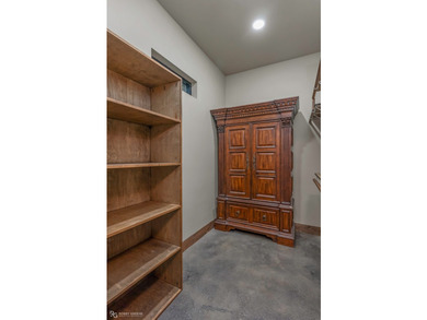 Experience refined lakefront living in this brand-new custom - photo 33