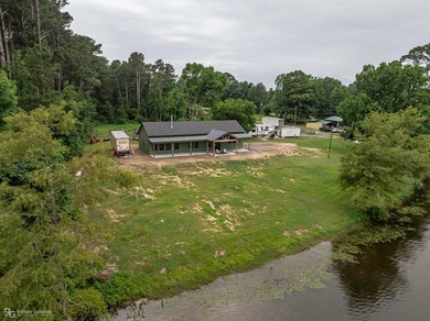 Experience refined lakefront living in this brand-new custom - photo 46