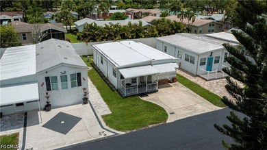 Located in the desirable Fountain View RV Resort, a - photo 3