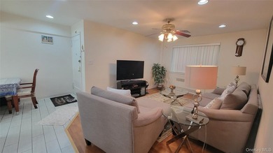 Welcome to this Garden style coop 3-story-brick building in the - photo 3