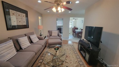 Welcome to this Garden style coop 3-story-brick building in the - photo 4