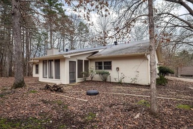 This move in ready 3/2/2 has a lovely open floor plan. Located - photo 7