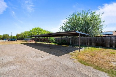 Property Description: This is a great investment opportunity in - photo 16