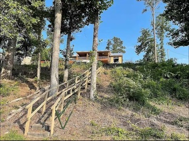 Check out this waterfront cottage on beautiful White Oak Creek!! - photo 4