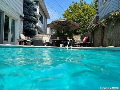 THIS SPECTACULAR 3 FAMILY HOME. PRIME LOCATION IN KENSINGTON - photo 35
