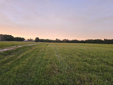Experience the freedom of wide-open Texas living on this - photo 40