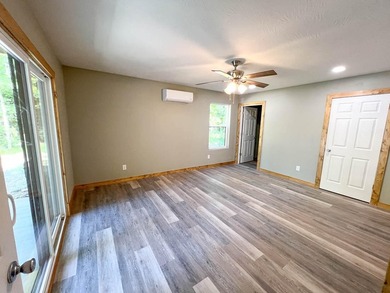 Beautiful New Construction Near Bull Shoals Lake!Be the first to - photo 10