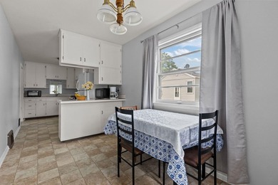 Located in a highly desirable Little Chute location and priced - photo 9