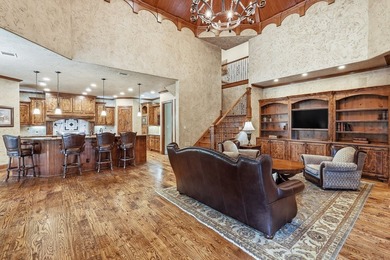 Welcome home to 7 Hillview Court in the sought after - photo 13