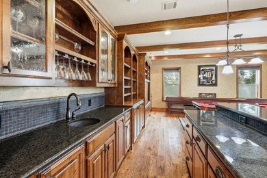 Welcome home to 7 Hillview Court in the sought after - photo 19