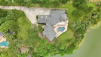 Welcome home to 7 Hillview Court in the sought after - photo 40