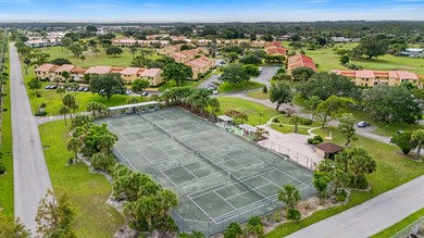 Rarely available 3-bedroom, 2-bath, glass-enclosed flex/sunroom - photo 10