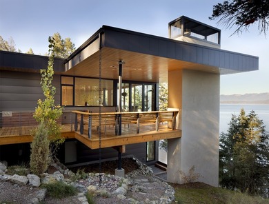 Completed in 2023 and thoughtfully designed by its owners, this - photo 14