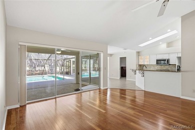 Located on one of the most beautiful cul-de-sac streets in - photo 14