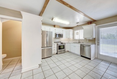 Updated, End Unit, gated backyard and additional privacy! Move - photo 15