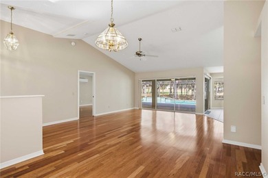 Located on one of the most beautiful cul-de-sac streets in - photo 15