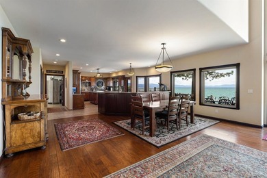 Experience the ultimate in lakefront living with this - photo 15