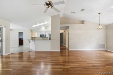 Located on one of the most beautiful cul-de-sac streets in - photo 17
