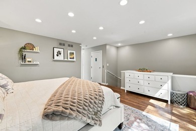 107 W DELAWARE Place F - photo 23