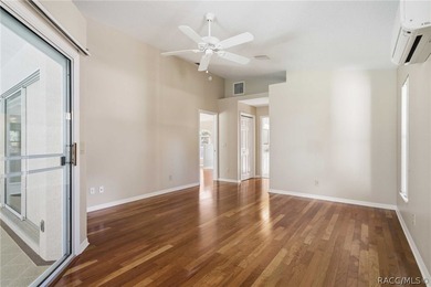 Located on one of the most beautiful cul-de-sac streets in - photo 25