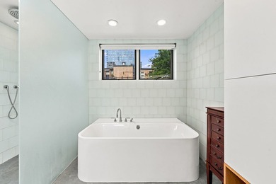 107 W DELAWARE Place F - photo 26