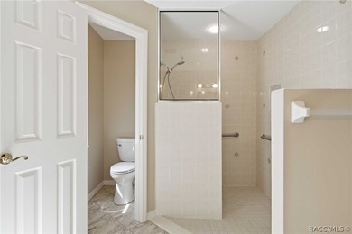 Located on one of the most beautiful cul-de-sac streets in - photo 29